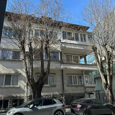 лукс на море Luxury In Downtown With Garage *