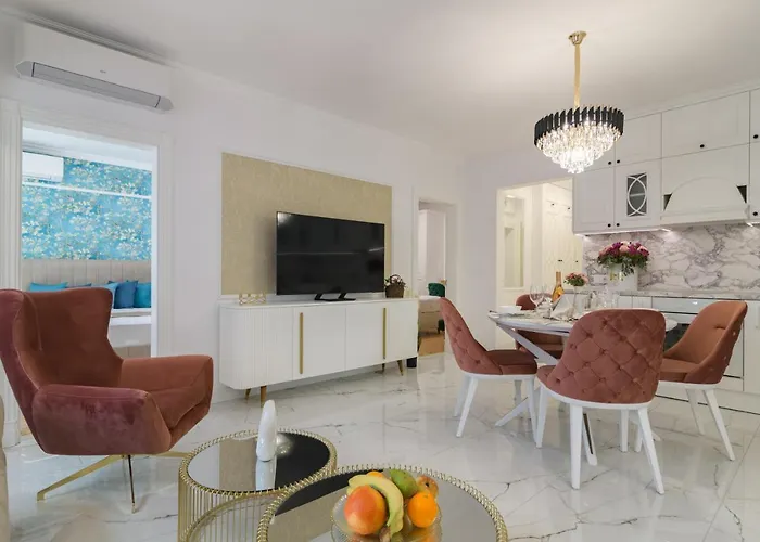 Apartment лукс на море Luxury In Downtown With Garage *