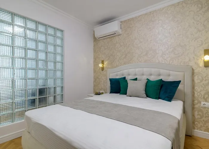 Apartment лукс на море Luxury In Downtown With Garage *