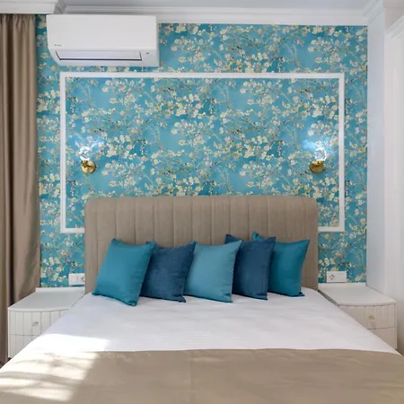 лукс на море Luxury In Downtown With Garage Apartmán