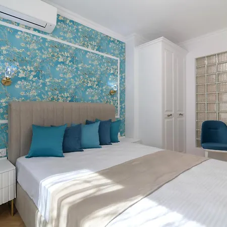 лукс на море Luxury In Downtown With Garage Apartmán Varna