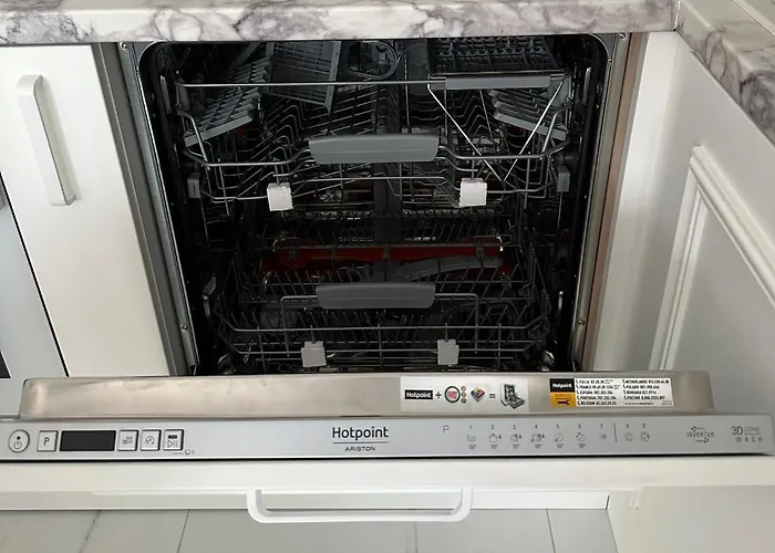 лукс на море Luxury In Downtown With Garage Daire *